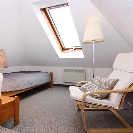 Apartamento In Wenkendorf For 7 Personen, Cleaning Included Lemkendorf
